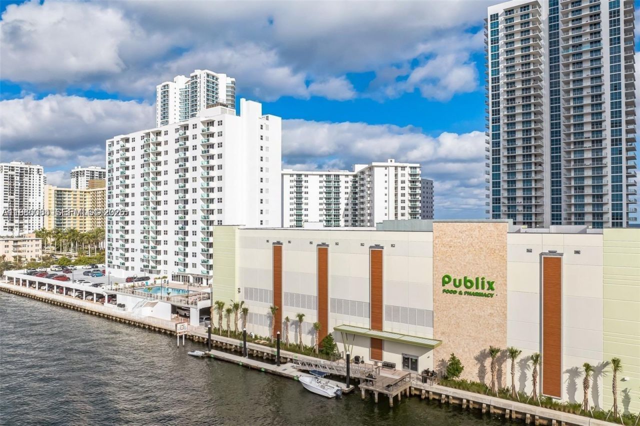 3000 S Ocean Dr, Unit 206, Hollywood, FL 33019 Photo