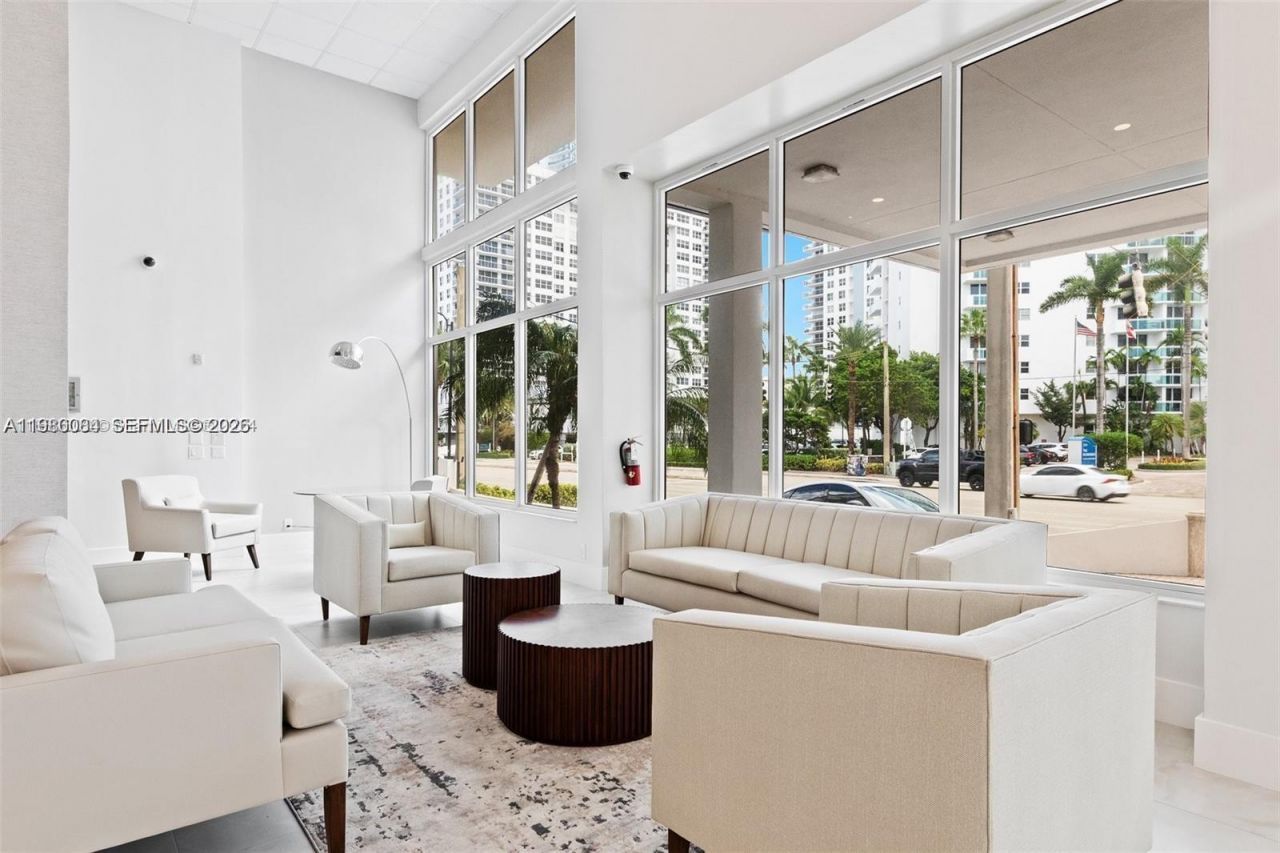 3000 S Ocean Dr, Unit 206, Hollywood, FL 33019 Photo