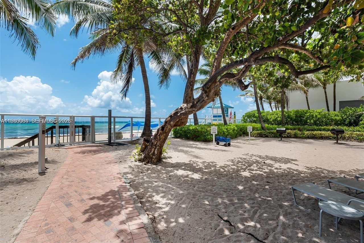 3000 S Ocean Dr, Unit 206, Hollywood, FL 33019 Photo