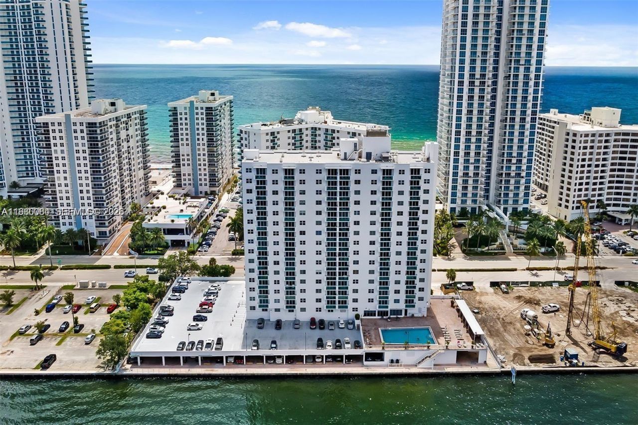 3000 S Ocean Dr, Unit 206, Hollywood, FL 33019 Photo