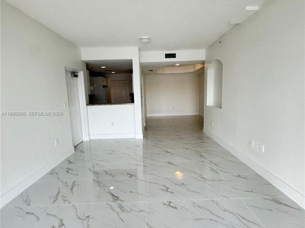 6360 NW 114th Ave , Unit 206, Doral, FL 33178