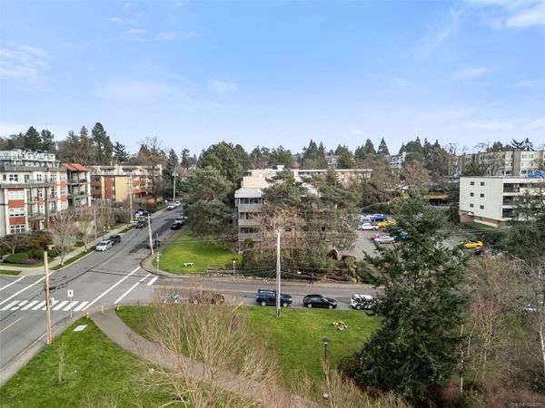 1025 Inverness Rd , Unit 227, Saanich, BC V8X 2S2