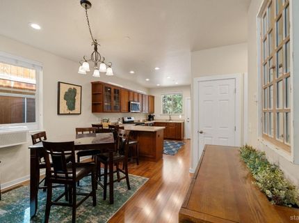 2046 Lukins Way, South Lake Tahoe, CA 96150 Photo