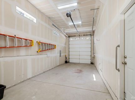 2046 Lukins Way, South Lake Tahoe, CA 96150 Photo