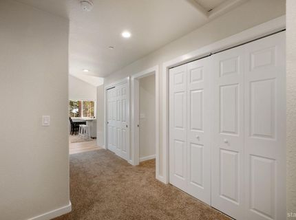 2046 Lukins Way, South Lake Tahoe, CA 96150 Photo