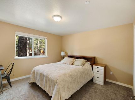 2046 Lukins Way, South Lake Tahoe, CA 96150 Photo