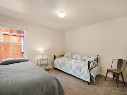 2046 Lukins Way, South Lake Tahoe, CA 96150 Photo