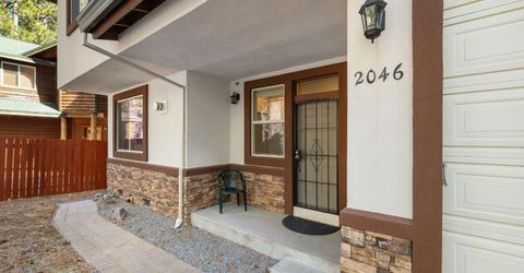 2046 Lukins Way, South Lake Tahoe, CA 96150 Photo