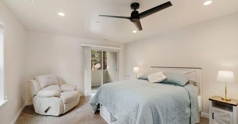 2046 Lukins Way, South Lake Tahoe, CA 96150 Photo