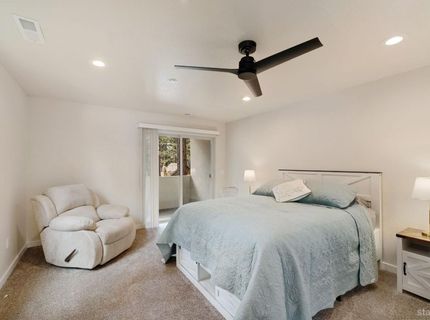 2046 Lukins Way, South Lake Tahoe, CA 96150 Photo