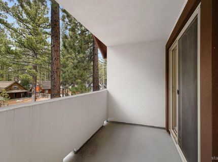 2046 Lukins Way, South Lake Tahoe, CA 96150 Photo