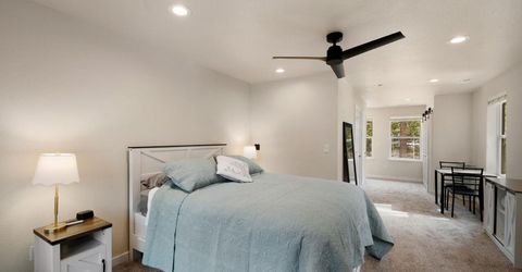 2046 Lukins Way, South Lake Tahoe, CA 96150 Photo