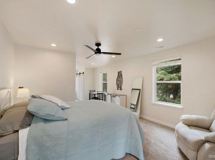 2046 Lukins Way, South Lake Tahoe, CA 96150 Photo