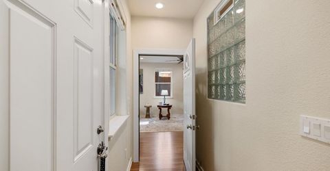 2046 Lukins Way, South Lake Tahoe, CA 96150 Photo