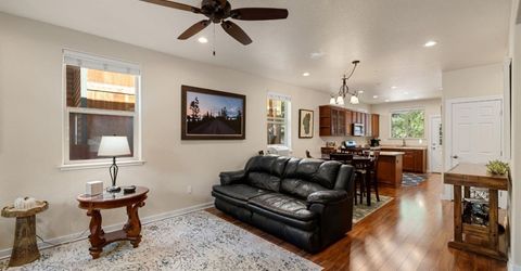 2046 Lukins Way, South Lake Tahoe, CA 96150 Photo