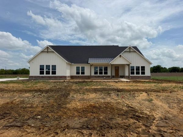 12213 Crystal Drive, Krum, TX 76249
