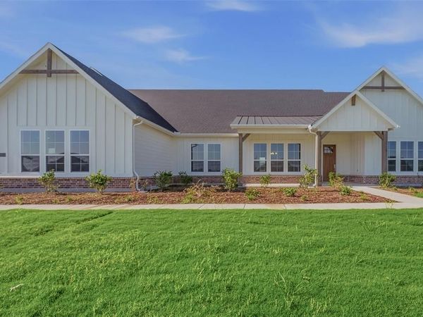 12213 Crystal Drive, Krum, TX 76249