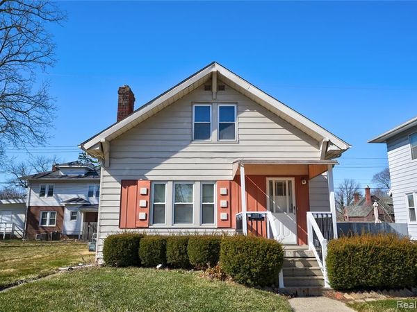 911 E 7th Street, Flint, MI 48503