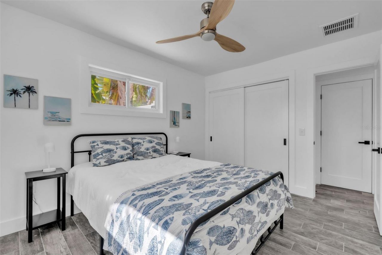 155 Crescent Drive, Anna Maria, FL 34216 Photo