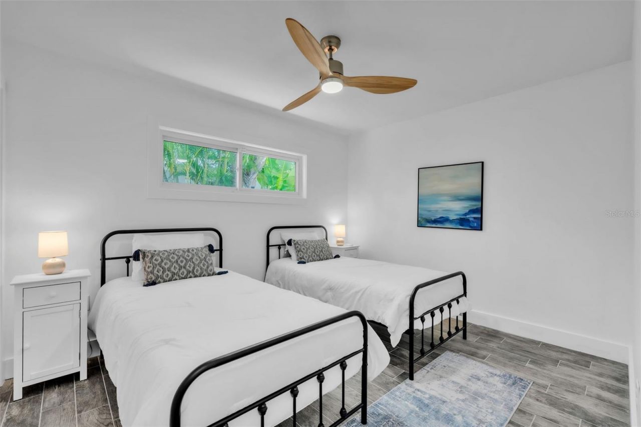 155 Crescent Drive, Anna Maria, FL 34216 Photo