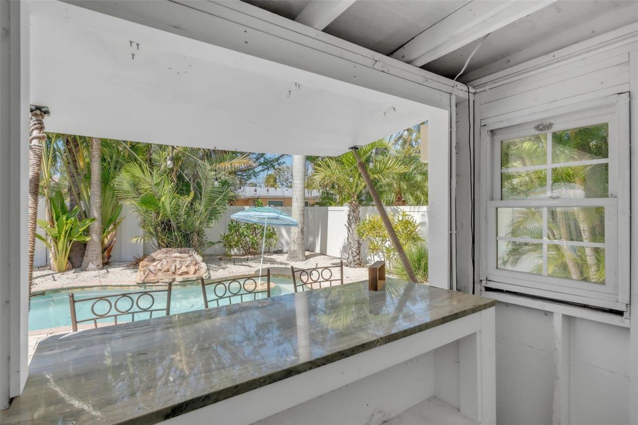 155 Crescent Drive, Anna Maria, FL 34216 Photo