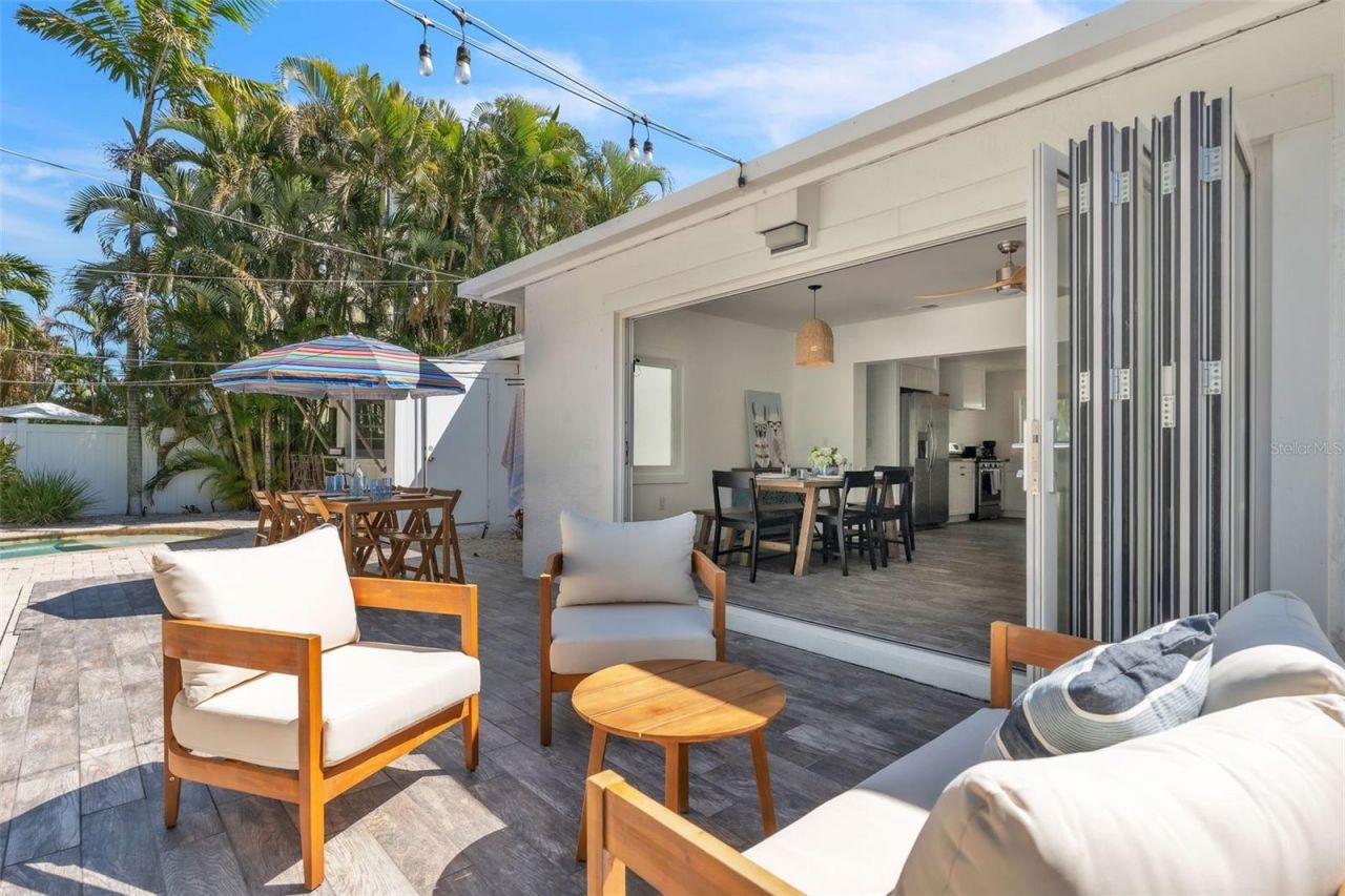 155 Crescent Drive, Anna Maria, FL 34216 Photo