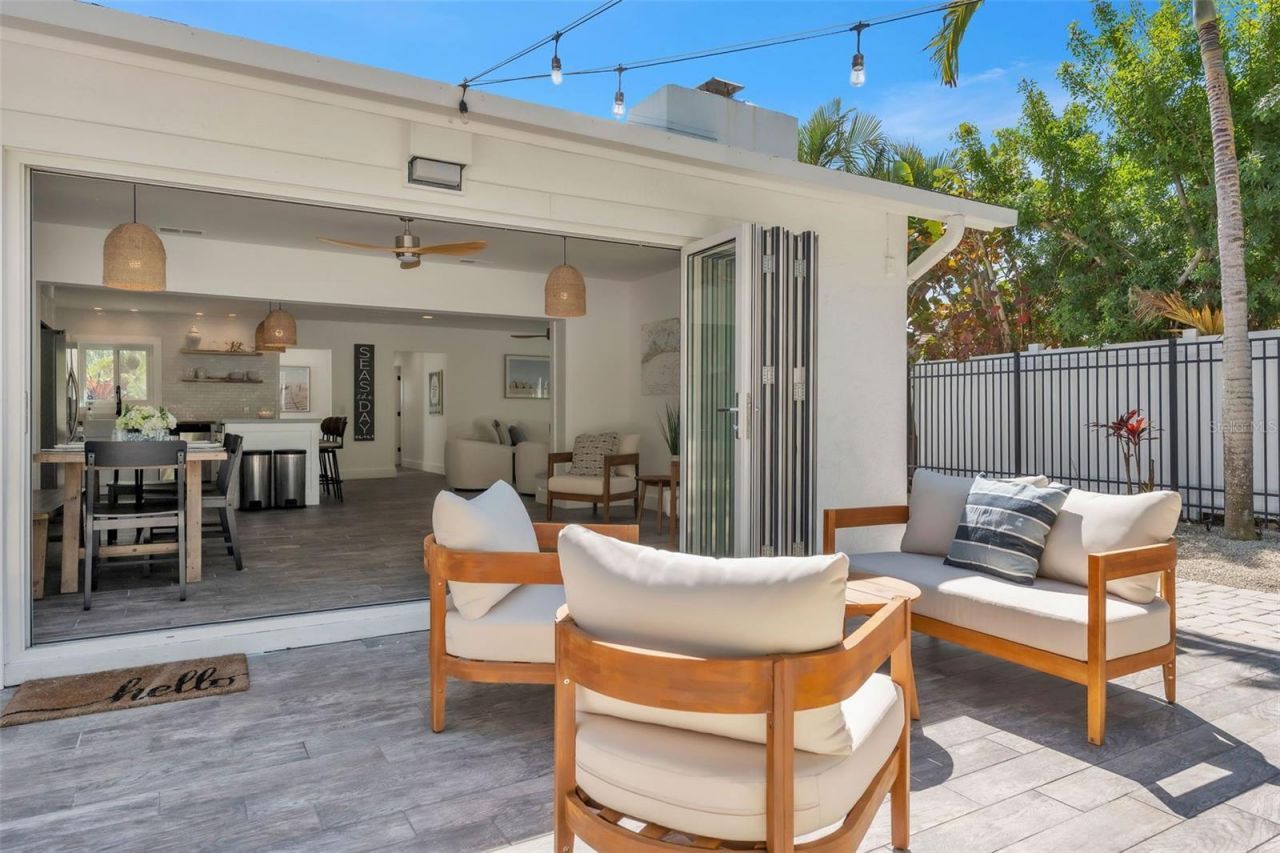 155 Crescent Drive, Anna Maria, FL 34216 Photo