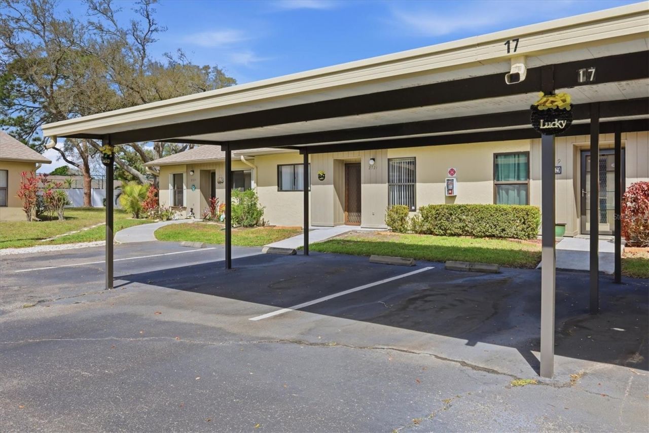 2721 60th Avenue Drive W, Unit B, Bradenton, FL 34207 Photo