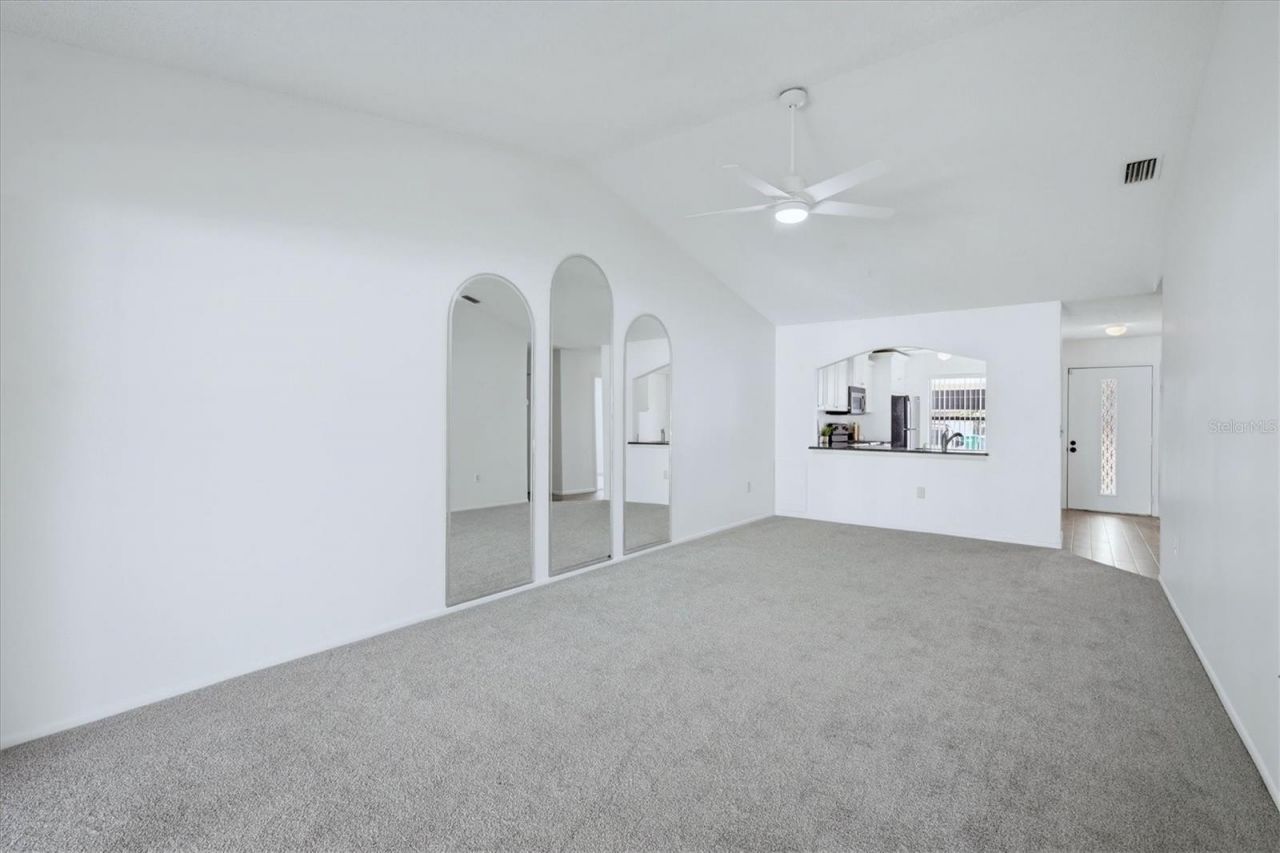 2721 60th Avenue Drive W, Unit B, Bradenton, FL 34207 Photo