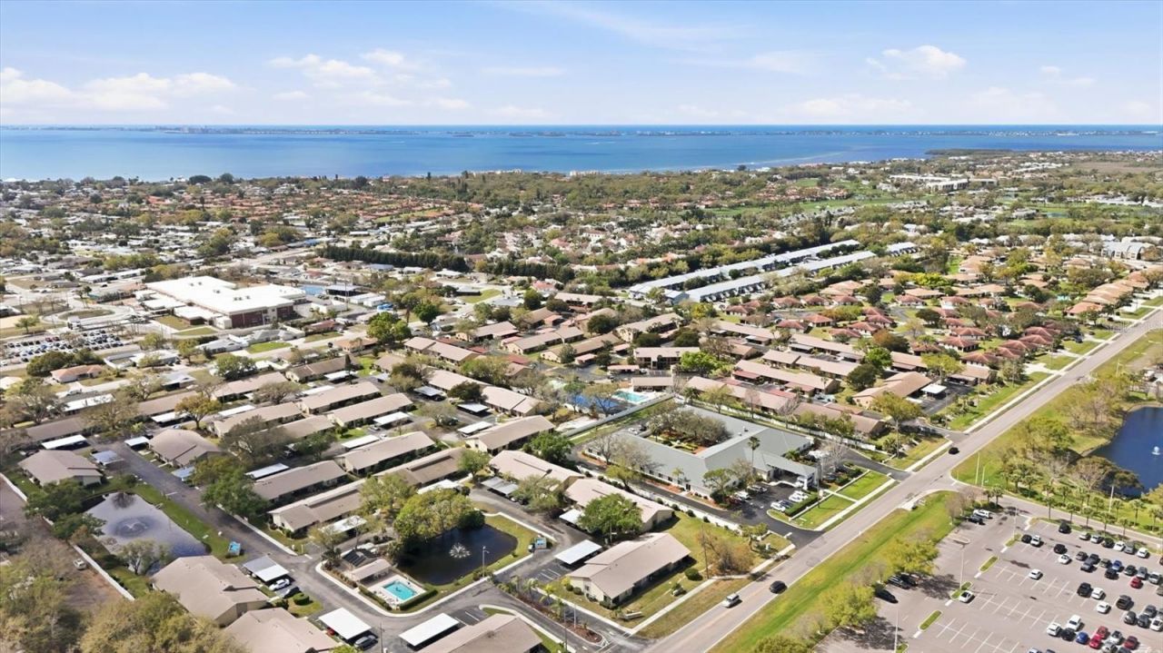 2721 60th Avenue Drive W, Unit B, Bradenton, FL 34207 Photo