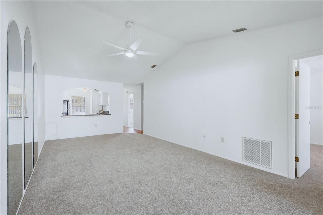 2721 60th Avenue Drive W, Unit B, Bradenton, FL 34207 Photo