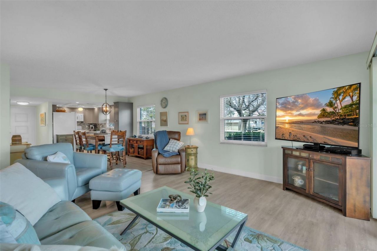 600 Manatee Avenue, Unit 145, Holmes Beach, FL 34217 Photo