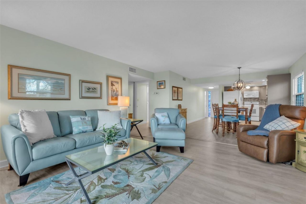 600 Manatee Avenue, Unit 145, Holmes Beach, FL 34217 Photo