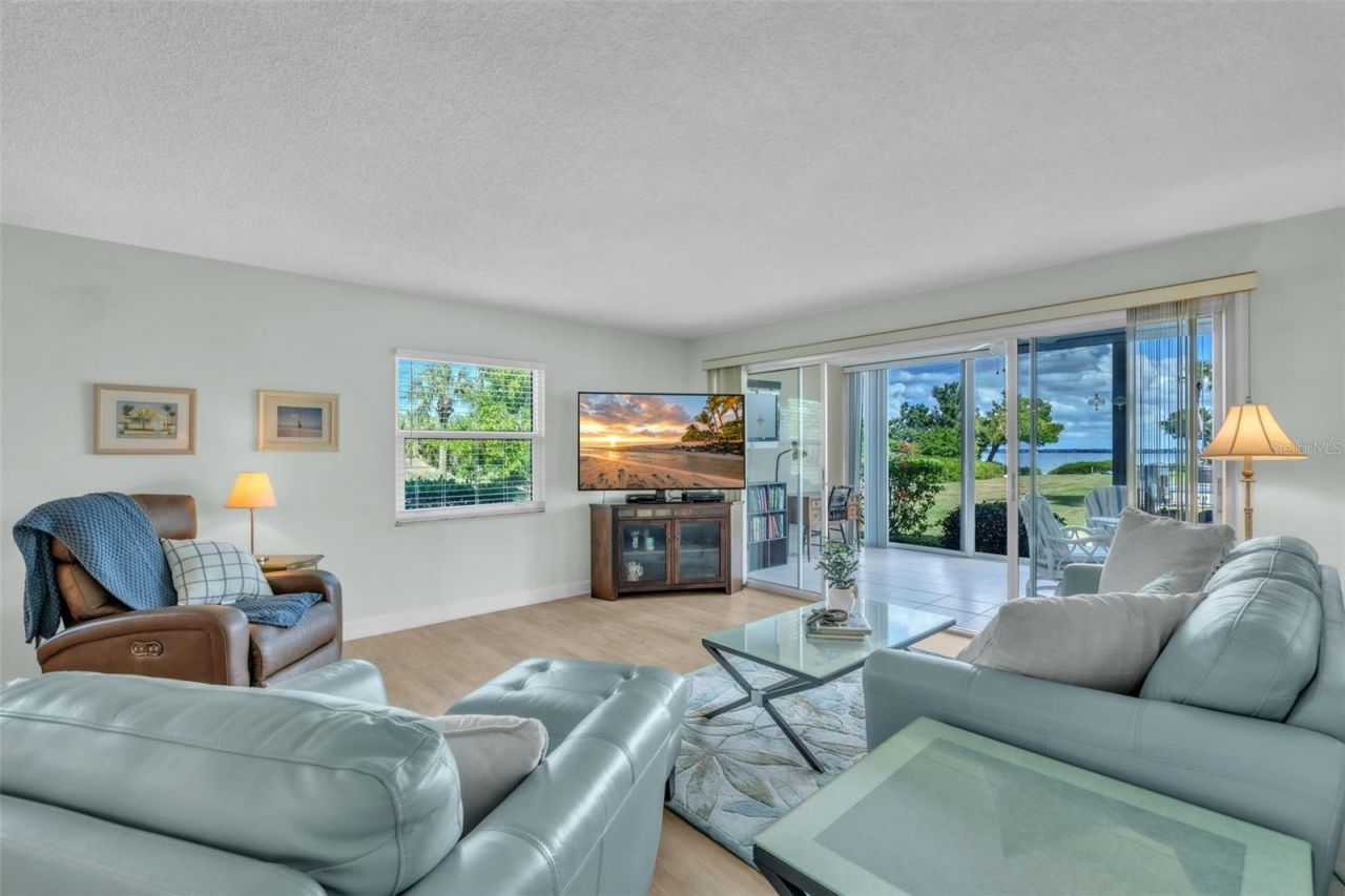 600 Manatee Avenue, Unit 145, Holmes Beach, FL 34217 Photo