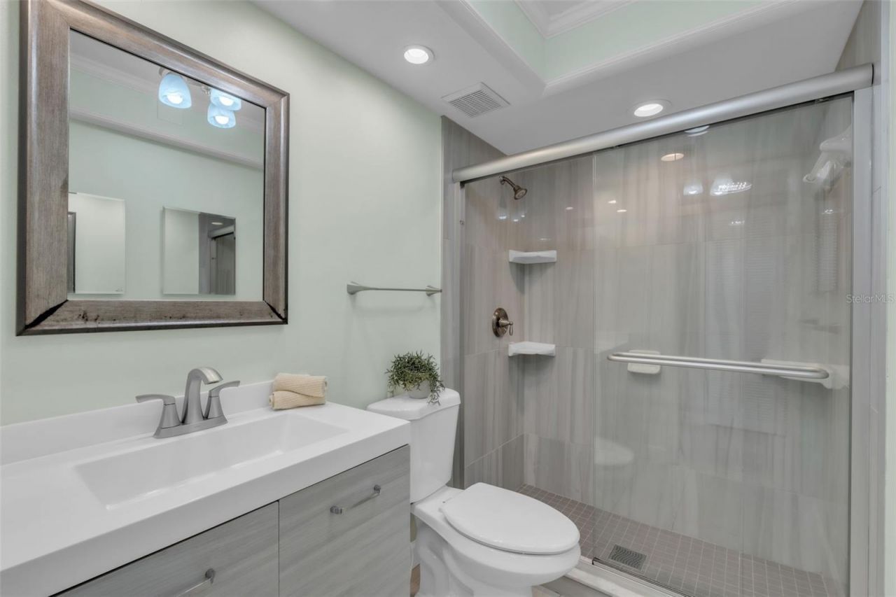 600 Manatee Avenue, Unit 145, Holmes Beach, FL 34217 Photo