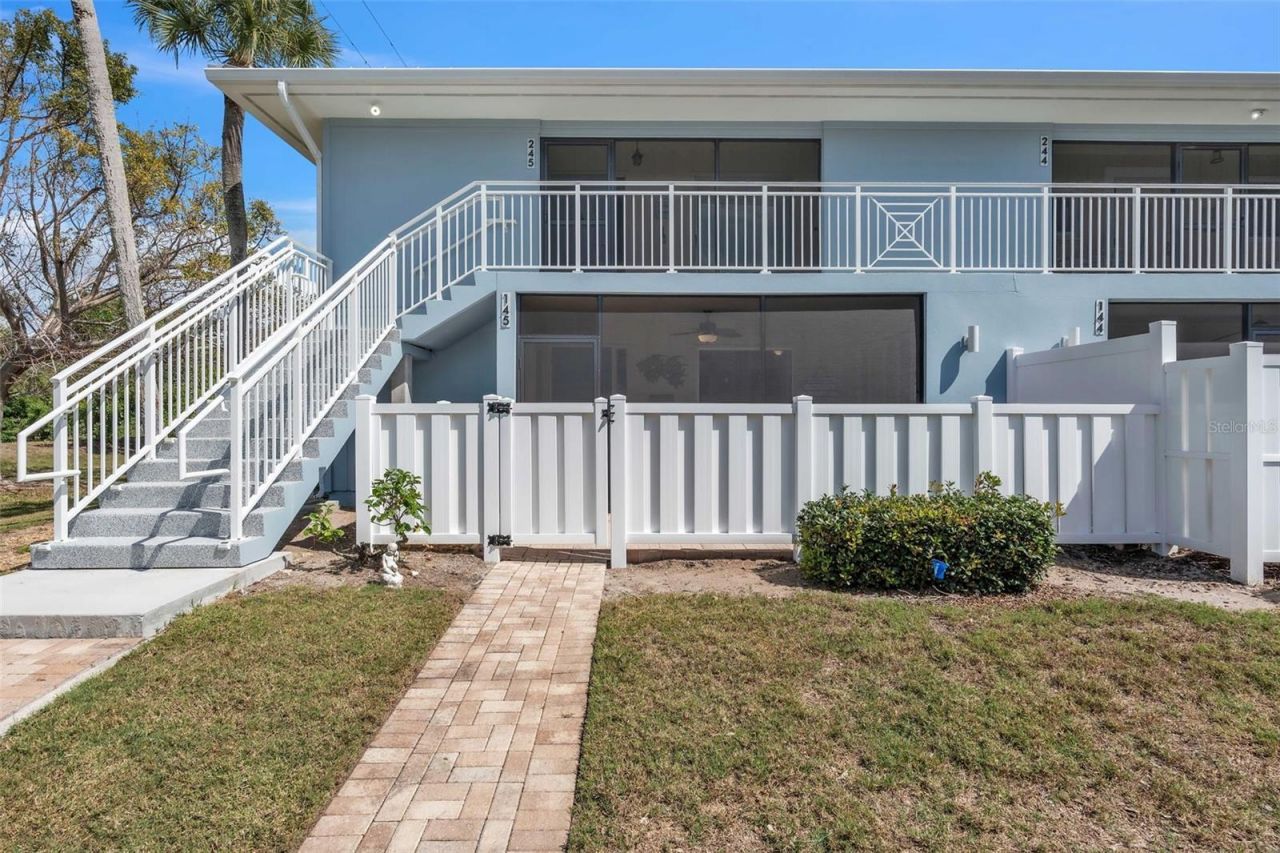 600 Manatee Avenue, Unit 145, Holmes Beach, FL 34217 Photo