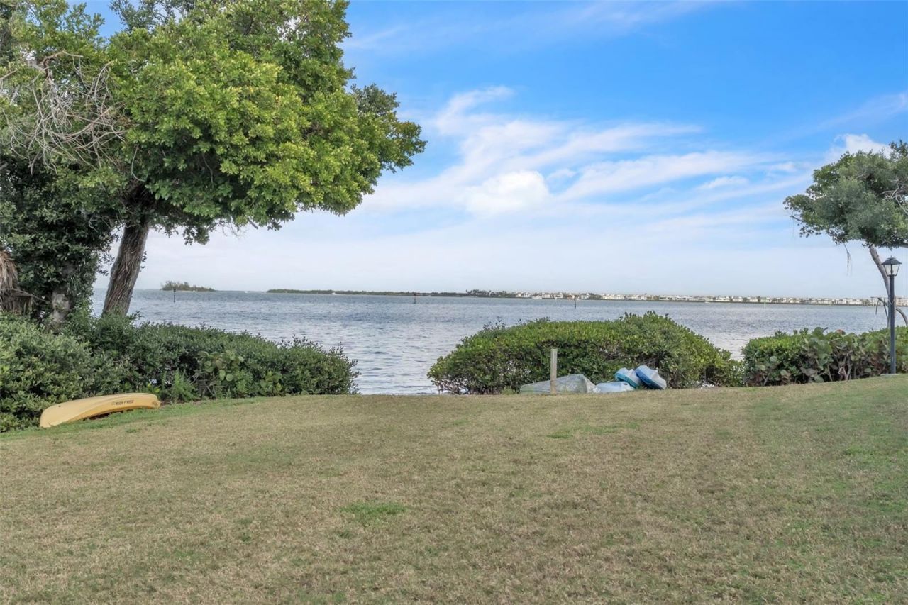 600 Manatee Avenue, Unit 145, Holmes Beach, FL 34217 Photo