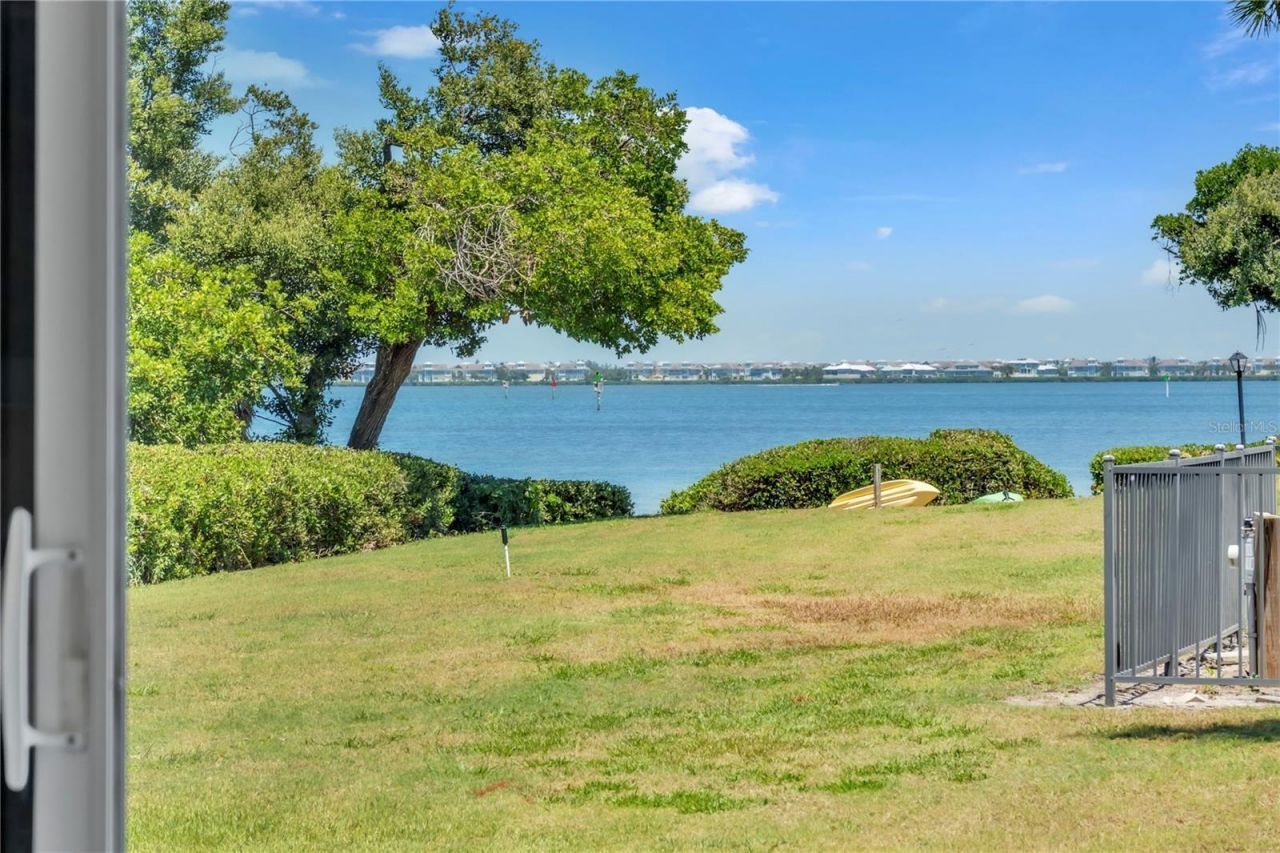 600 Manatee Avenue, Unit 145, Holmes Beach, FL 34217 Photo
