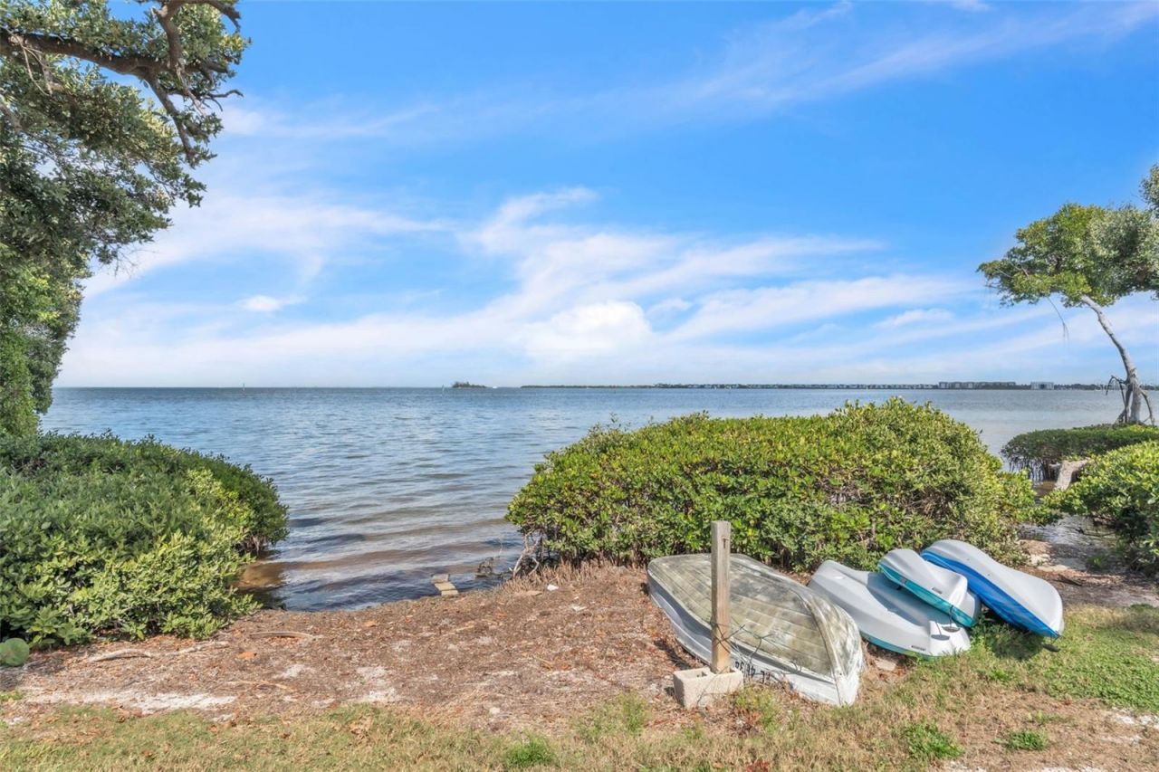 600 Manatee Avenue, Unit 145, Holmes Beach, FL 34217 Photo