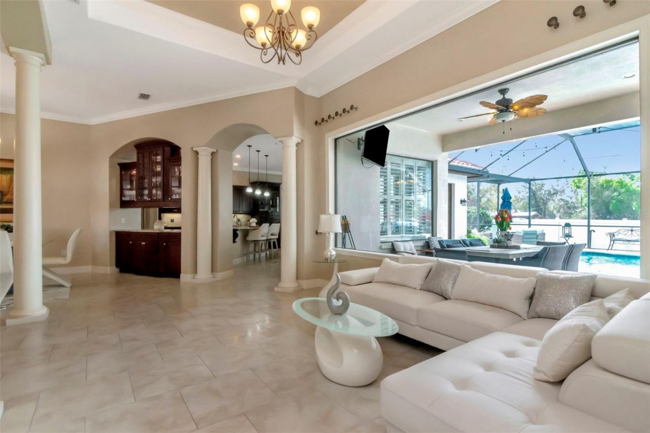 1022 Emerald Creek Drive, Valrico, FL 33596 Photo