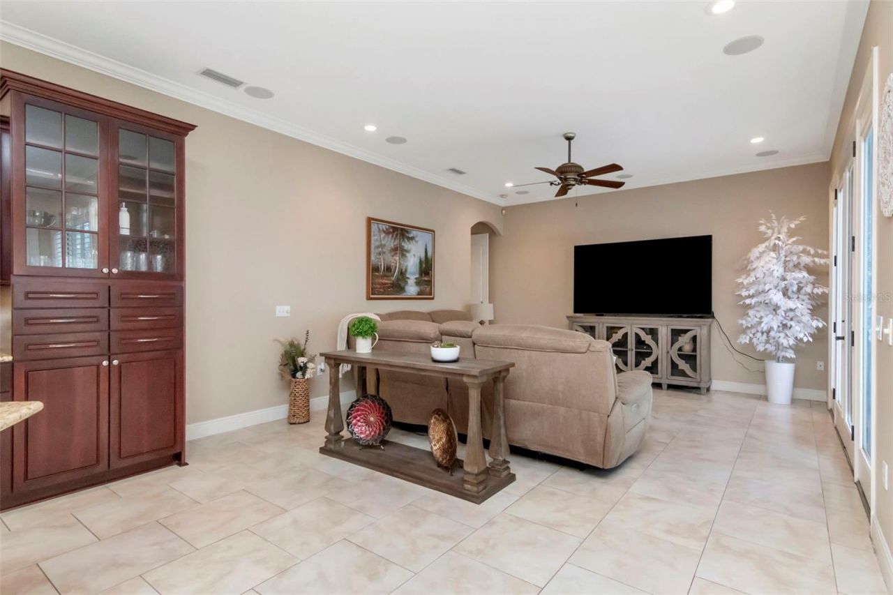 1022 Emerald Creek Drive, Valrico, FL 33596 Photo