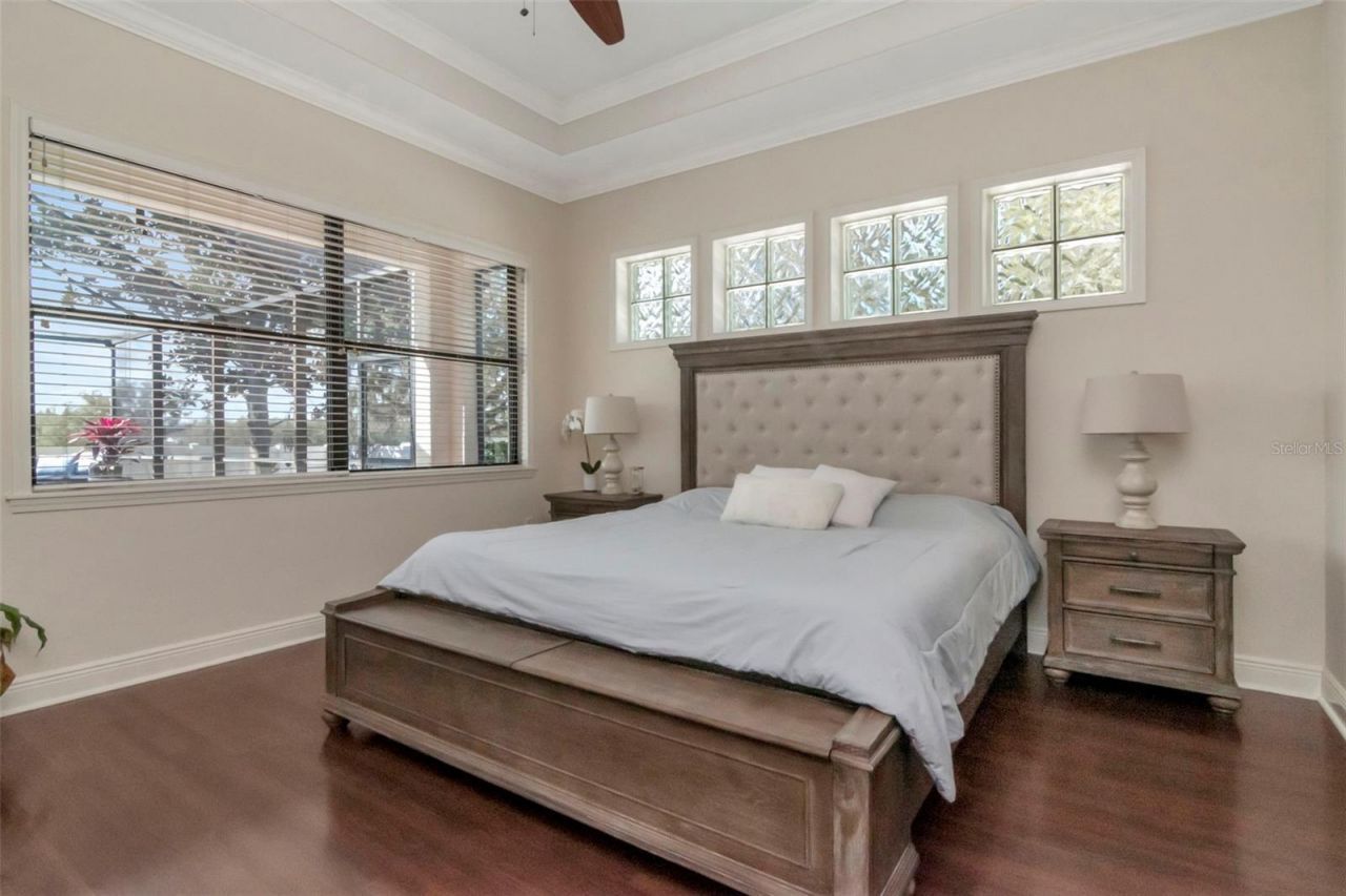 1022 Emerald Creek Drive, Valrico, FL 33596 Photo