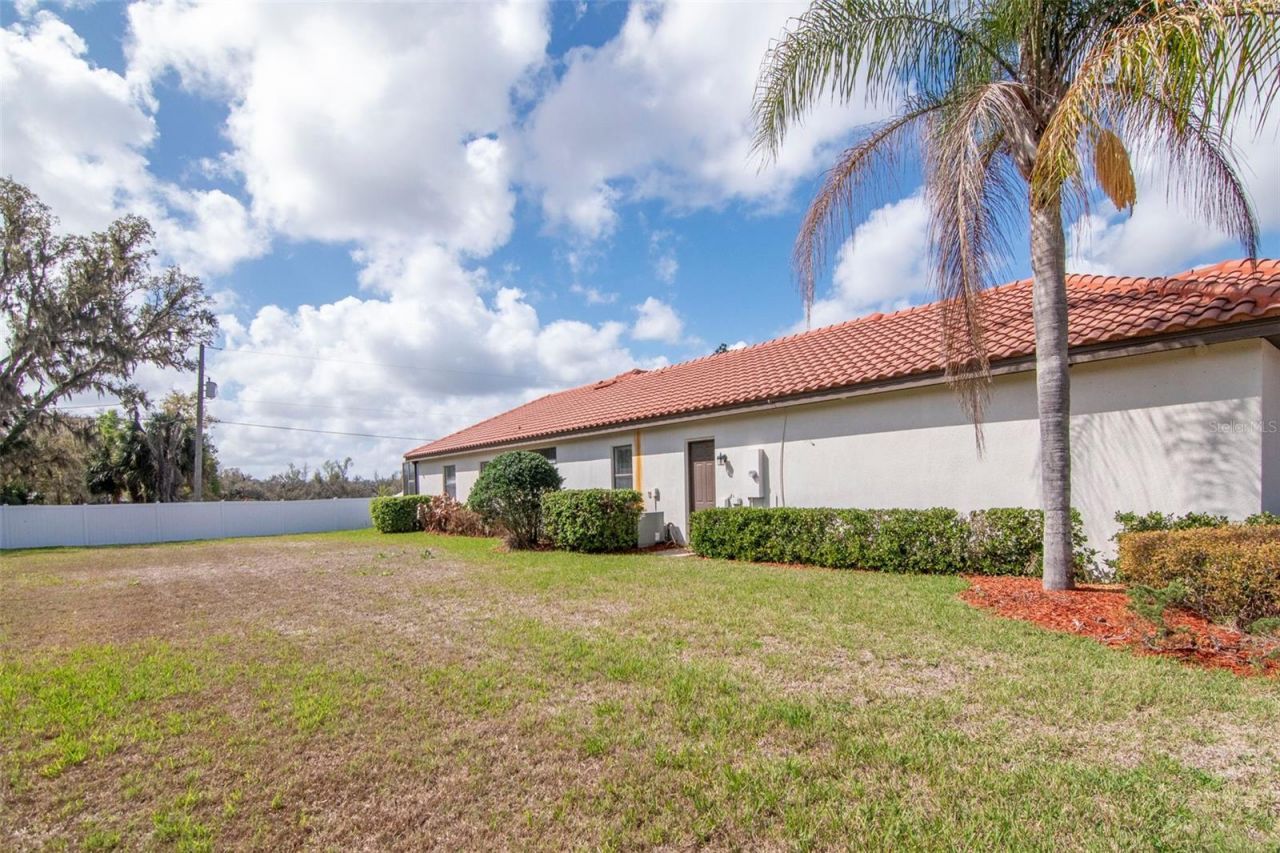 1022 Emerald Creek Drive, Valrico, FL 33596 Photo