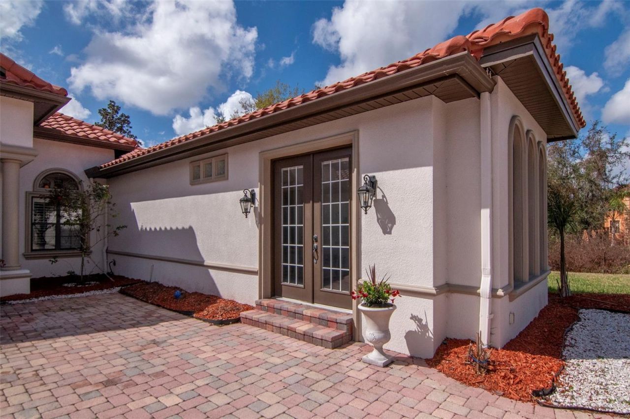 1022 Emerald Creek Drive, Valrico, FL 33596 Photo