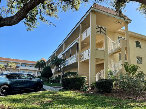 2041 AUSTRALIA WAY W, Unit 49, CLEARWATER, FL 33763