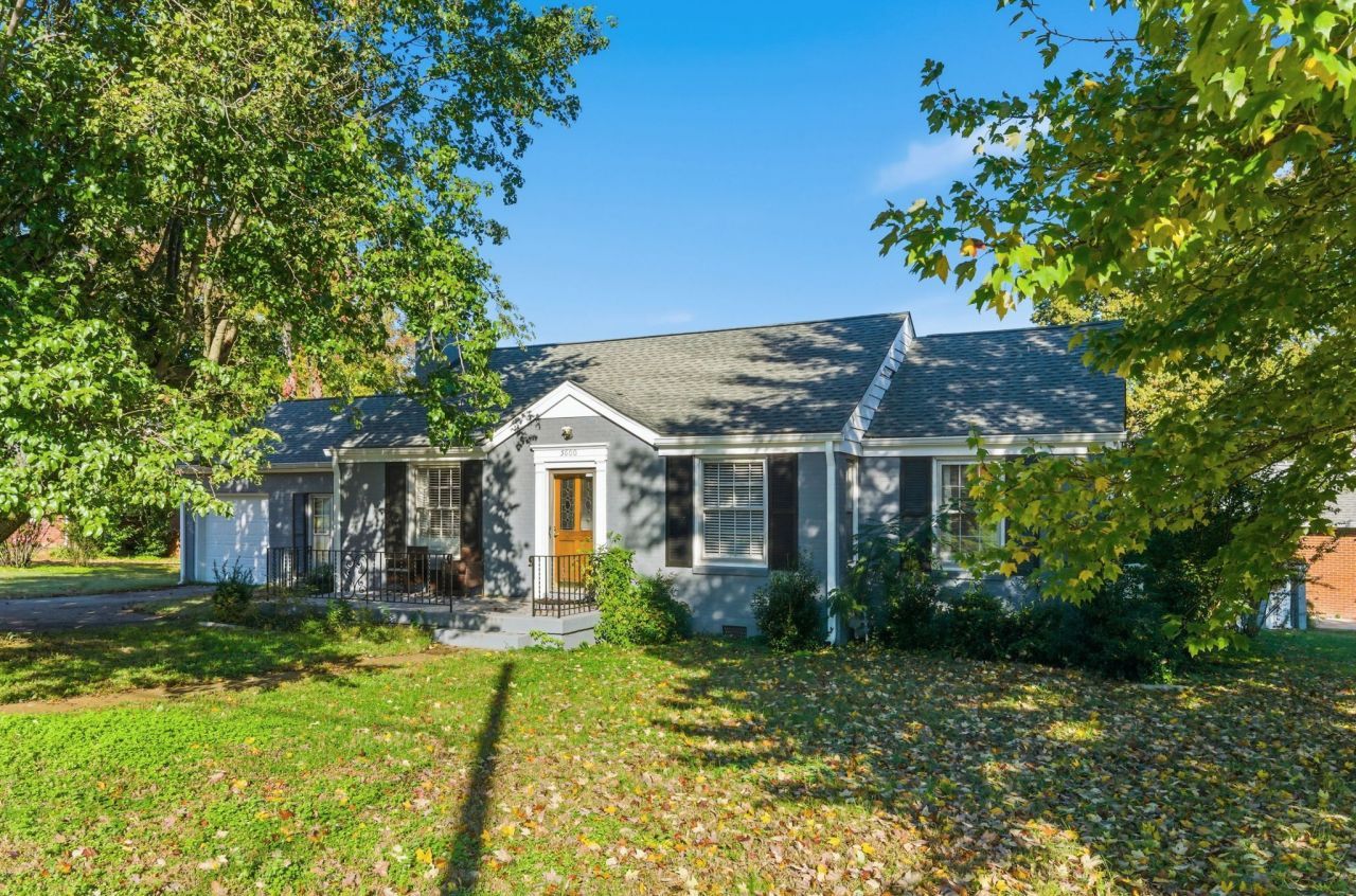 5600 Vine Ridge Dr , Nashville, TN 37205 Main Photo