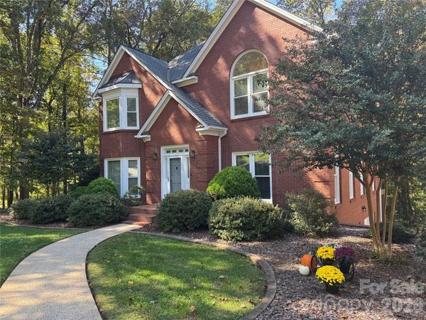 3875 Deer Run Drive NE, Conover, NC 28613