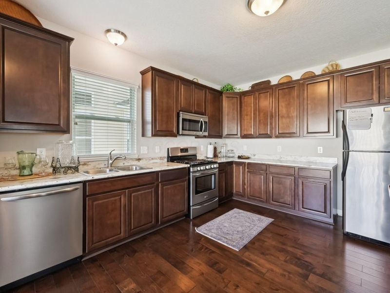 8648 Crooked Maple Drive, Blacklick, OH 43004 Photo 14