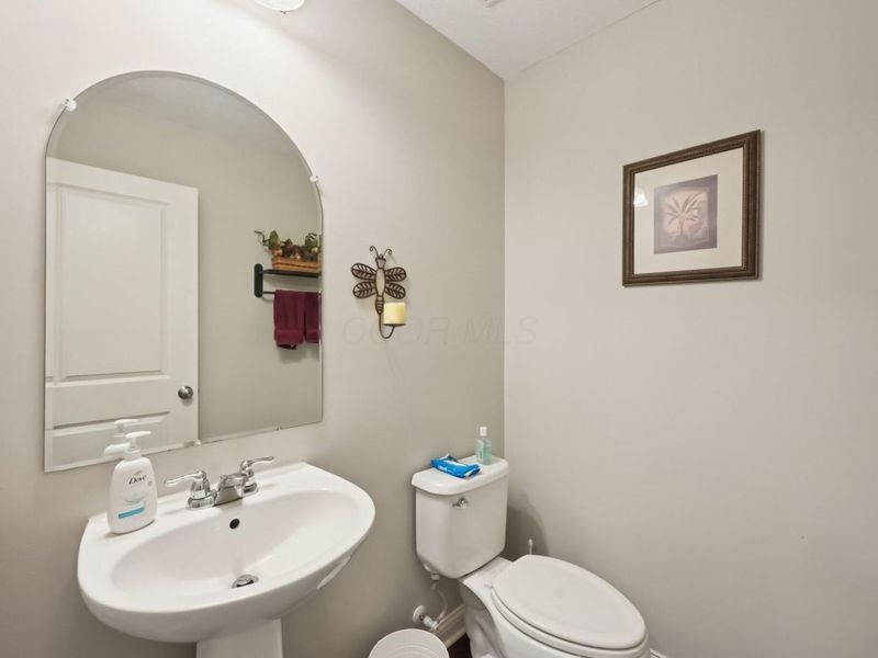 8648 Crooked Maple Drive, Blacklick, OH 43004 Photo 25