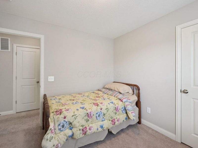 8648 Crooked Maple Drive, Blacklick, OH 43004 Photo 31